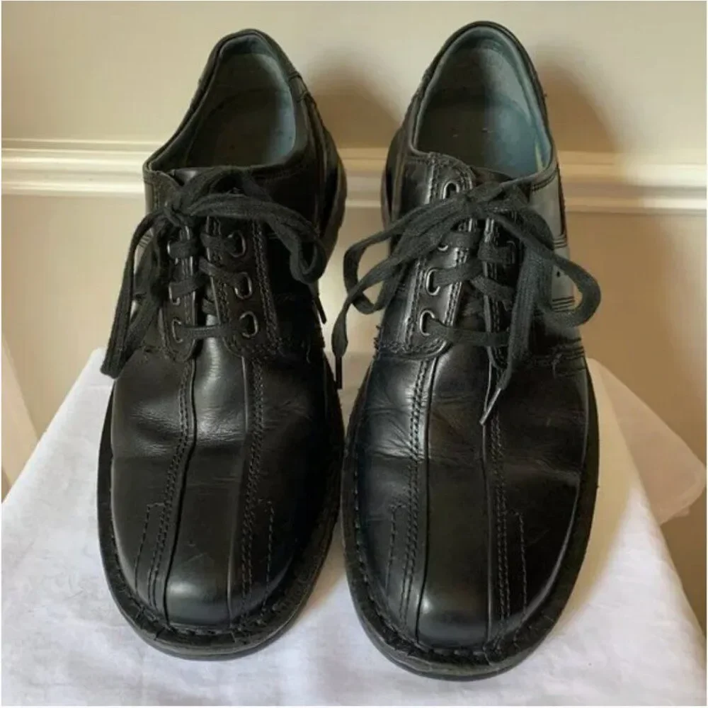 Clarks Black Leather Ortholite Dress Shoes 7